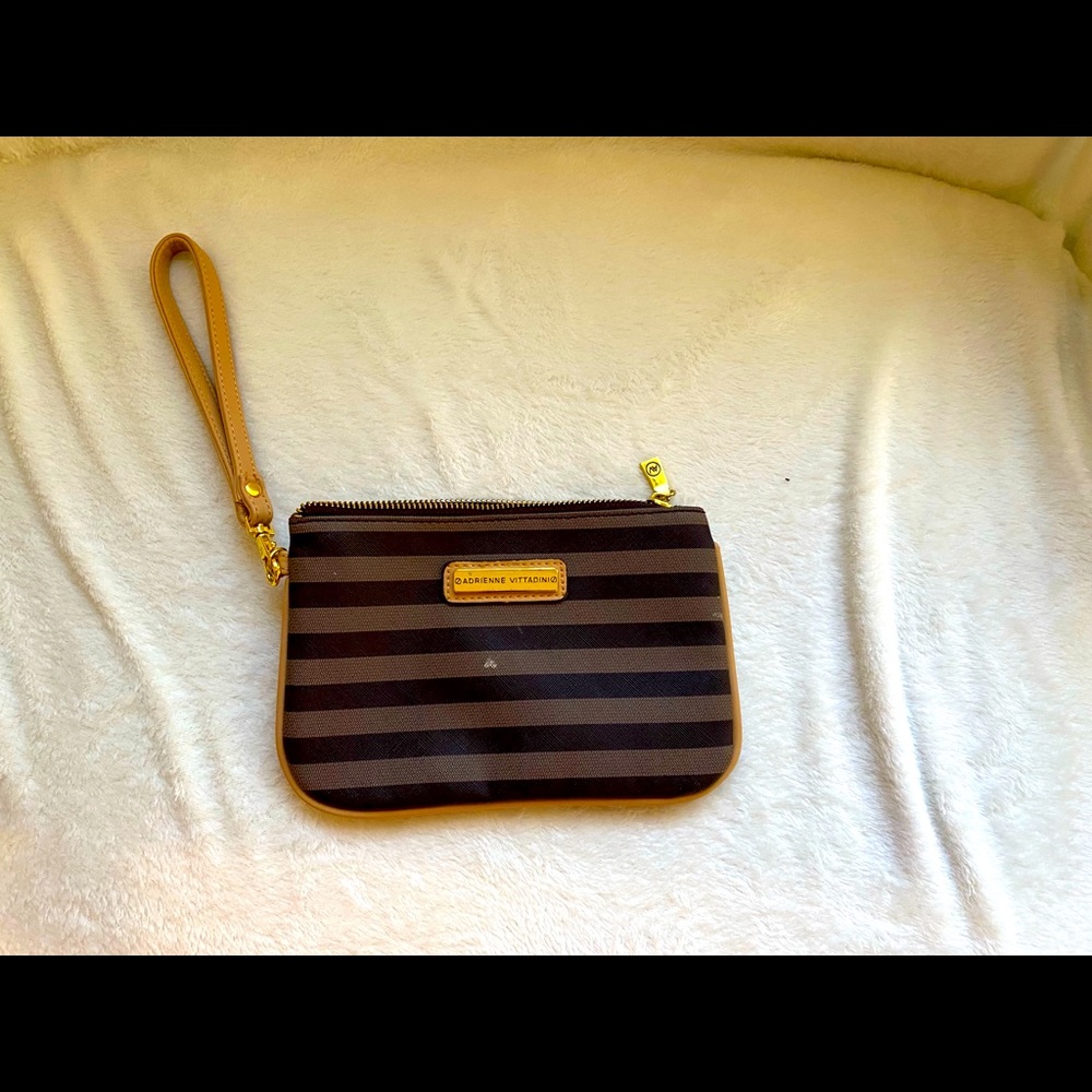 ADRIENNE VITTADINI Wristlet